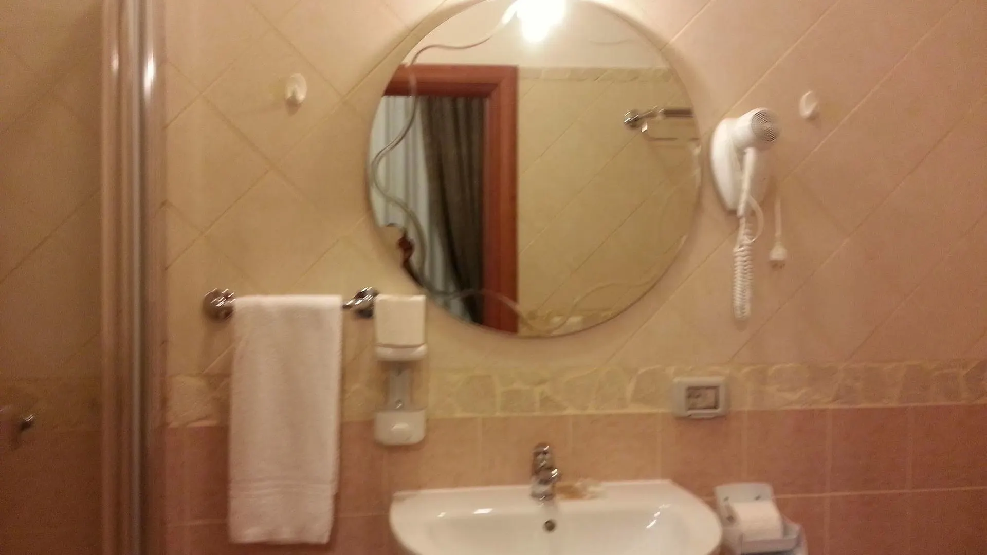 Guesthouse Alex II Rome Hotel